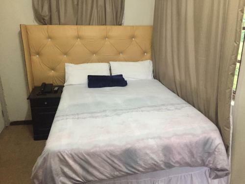 Hostal Perez B&B