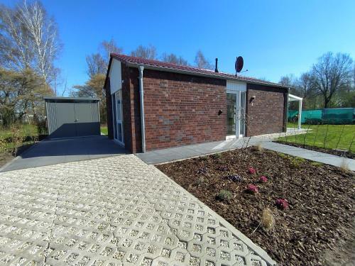 Holiday Bungalow Am Quendorfer See