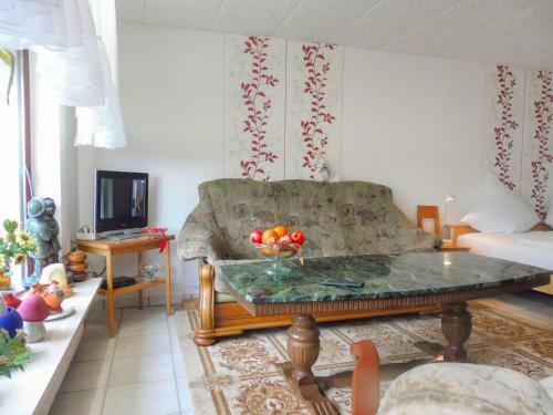 Apartment Am Dohlenberg - Steintisch