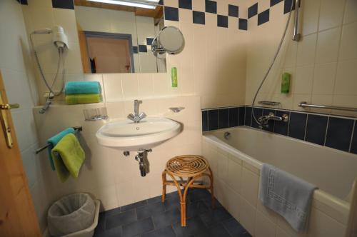 Apartamentos Ferienwohnungen Knaller-m�d