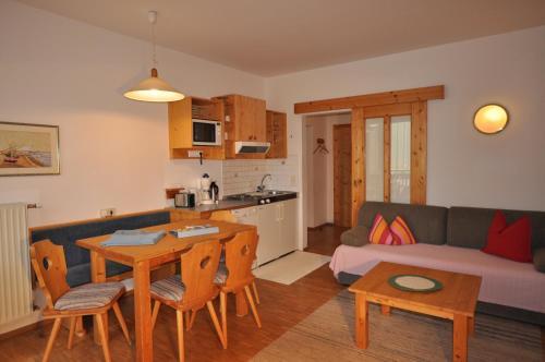 Apartamentos Ferienwohnungen Knaller-m�d