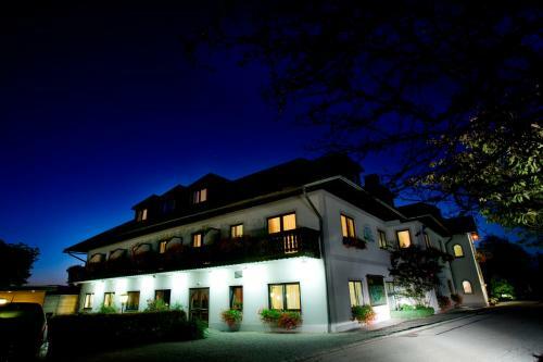 Hostal Hotel Weiss S