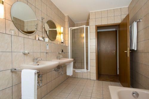 Landhotel Gr�nenbach