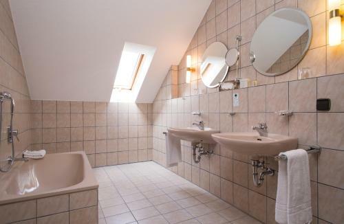 Landhotel Gr�nenbach