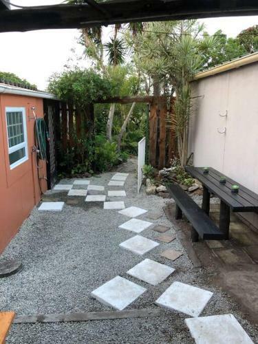 Apartamento Whispering Sands - Remote Beach Cottage