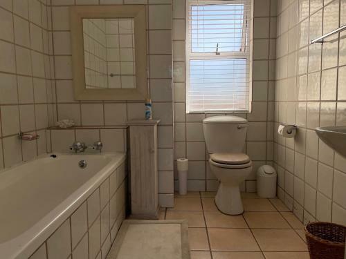 Waterfront 2 Bedroom Apartment