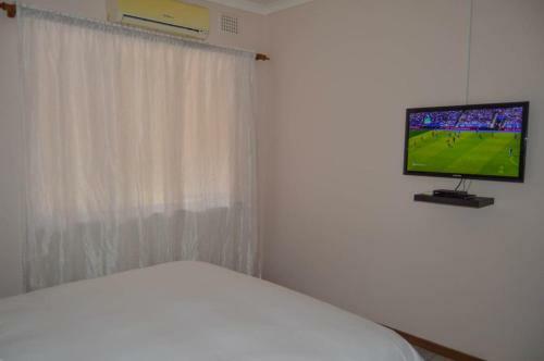 Hostal Emangunini Guest House