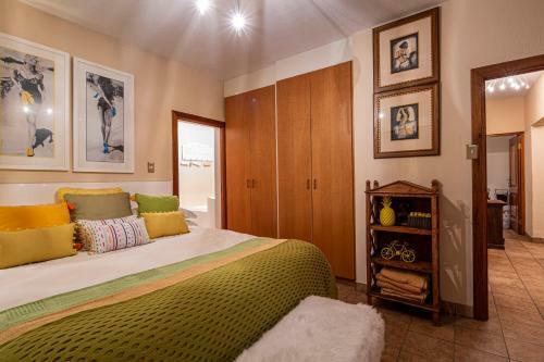 Vaal River Yolo Spaces - Vaal River Bush Lodge