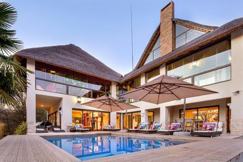 Vaal River Yolo Spaces - Vaal River Bush Lodge