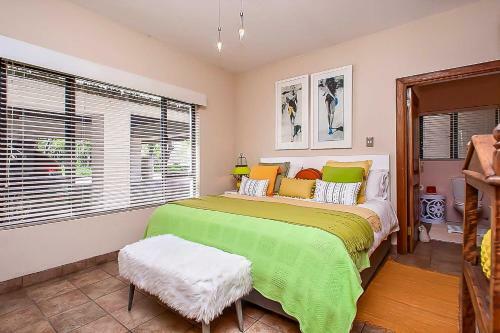 Vaal River Yolo Spaces - Vaal River Bush Lodge