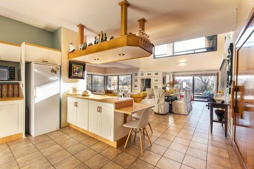 Vaal River Yolo Spaces - Vaal River Bush Lodge