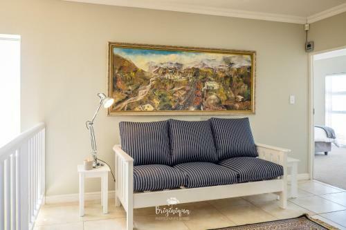 Bluecrest Villa