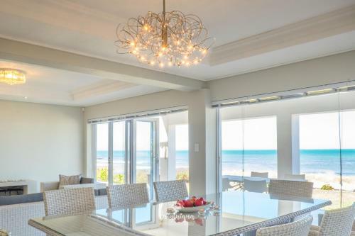 Bluecrest Villa