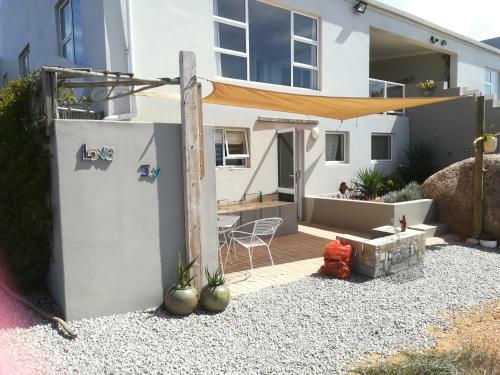 Albatross Self Catering Apartment