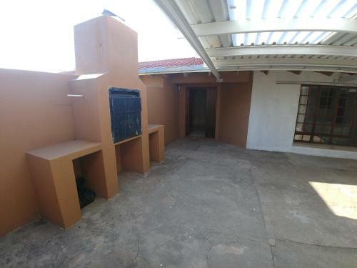 Hostal 22 On Nicol
