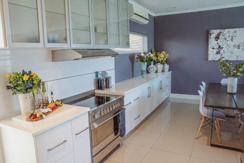 Harbour Cottages, Humewood