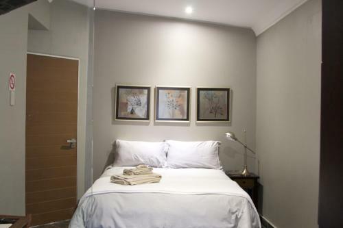 Hostal House Haven Guesthouse
