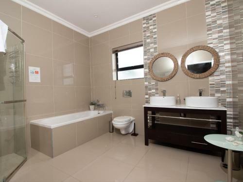 Hostal Cashmere Suites
