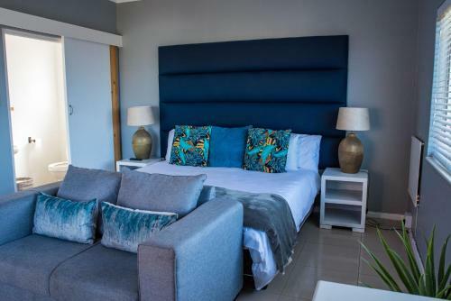 Hostal Kingsbeach Cottages