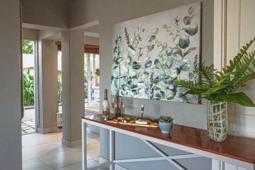 Hostal Kingsbeach Cottages