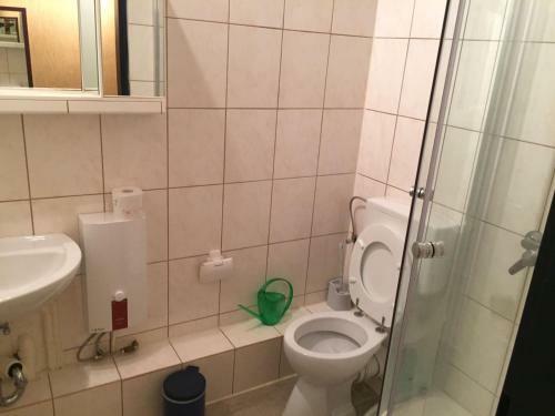 Messe Und Monteurzimmer Sehnde