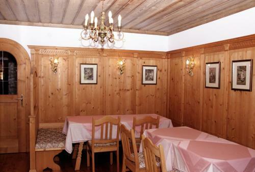 Hostal Hotel-garni Ramsl