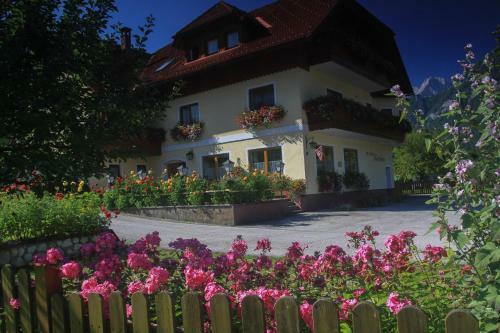 Hostal Pension Pichler