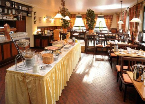 Hostal Hotel Grasbrunner Hof