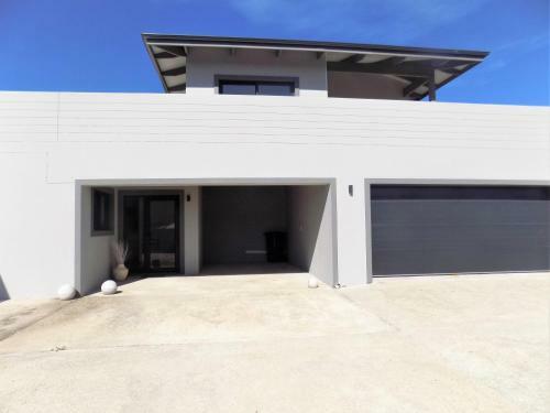 Green Goose Self Catering Villa With Pool