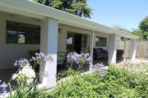 Lark Rise Guest Farm