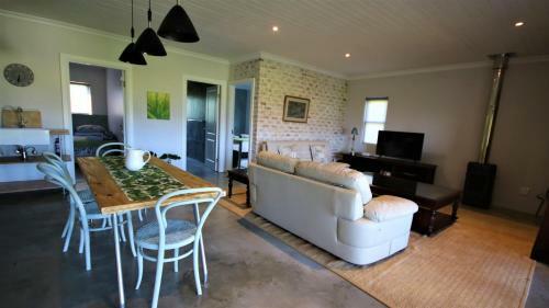 Lark Rise Guest Farm