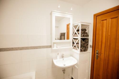 Apartamento Gro� & Stylisch - Zentral & Komfortabel
