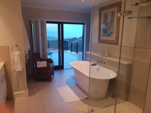 Villa With Beautiful Sea And Mountain Views.