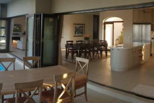 Villa With Beautiful Sea And Mountain Views.