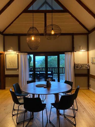 Villa Forestchild Self Catering, The Crags
