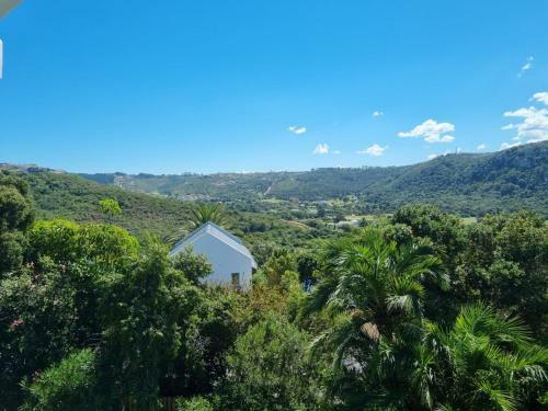 Modern 1 Bed Studio Apartment With Amazing Views