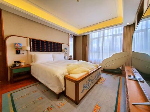 Ustay Luxury Hotel