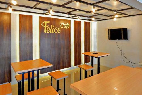 Hotel Casa Felice Natsepa Beach Ambon