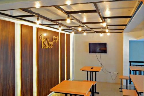 Hotel Casa Felice Natsepa Beach Ambon