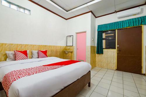 Oyo 2855 Sartika Hotel Pati