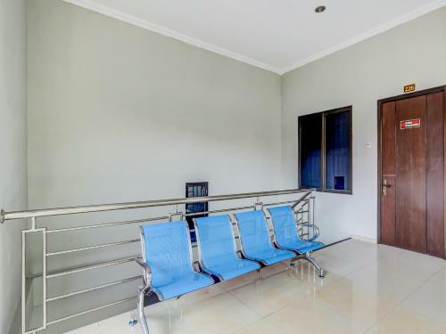 Hotel Oyo 90927 Homestay Tentrem 2