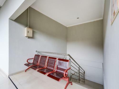 Hotel Oyo 90927 Homestay Tentrem 2