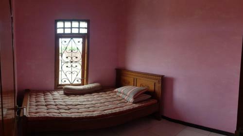 Hostal Rumah Kos Qia Syariah