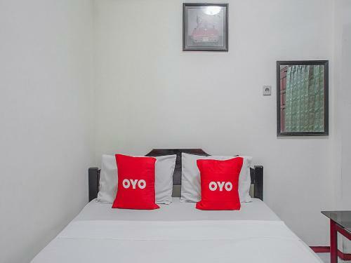 Oyo 90132 Lie Mas Hotel