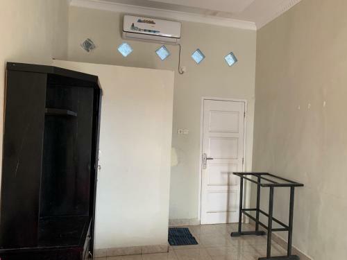 Hotel Oyo 90944 Penginapan Rita Syariah