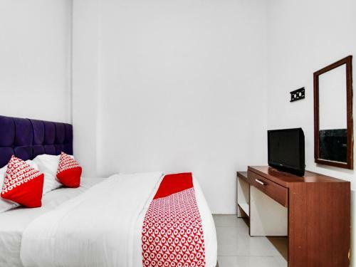 Oyo 90897 Hotel Sepupu Satria