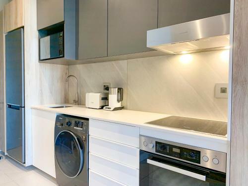 Menlyn Maine Residences Trilogy Executive Studio Apartment
