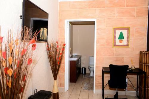 Hostal Novus Guest House