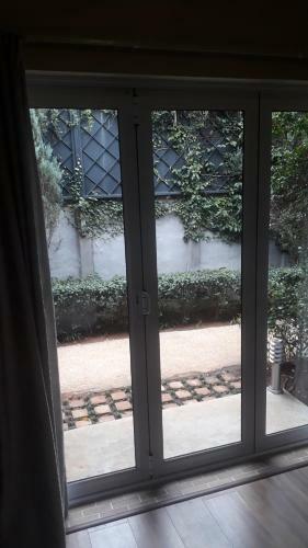 Bed & Breakfast Buffels Place