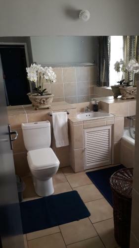 Bed & Breakfast Little Umhlanga. Sunflower Suite.